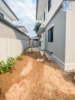 *****บ้านเดี่ยวมือสองย่านนนทบุรีฯ ม.ดีไลท์ พุทธมณฑล-ศาลายา เนื้อที่กว้างขวางมากถึง 56.10 ตร.ว.  ฟังก์ชัน 3 ห้องนอน 2 ห้องน้ำ ที่จอดรถ 1 คัน บ้านสวย ฟรีเฟอร์นิเจอร์ พร้อมเข้าอยู้่ได้ทันที บนทำเลแห่งการเดินทาง